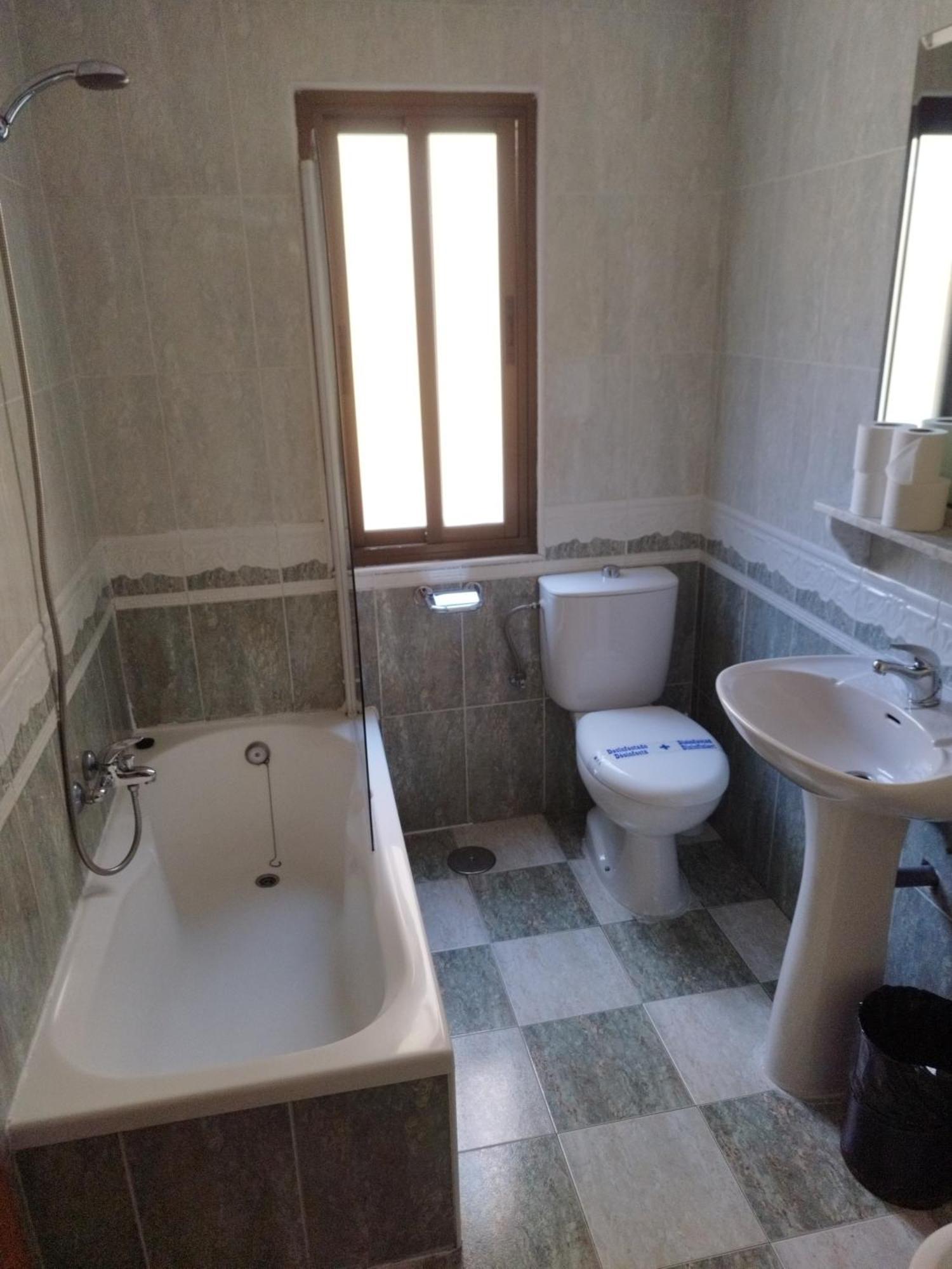 Hotel Nuevo Ara Caces 외부 사진