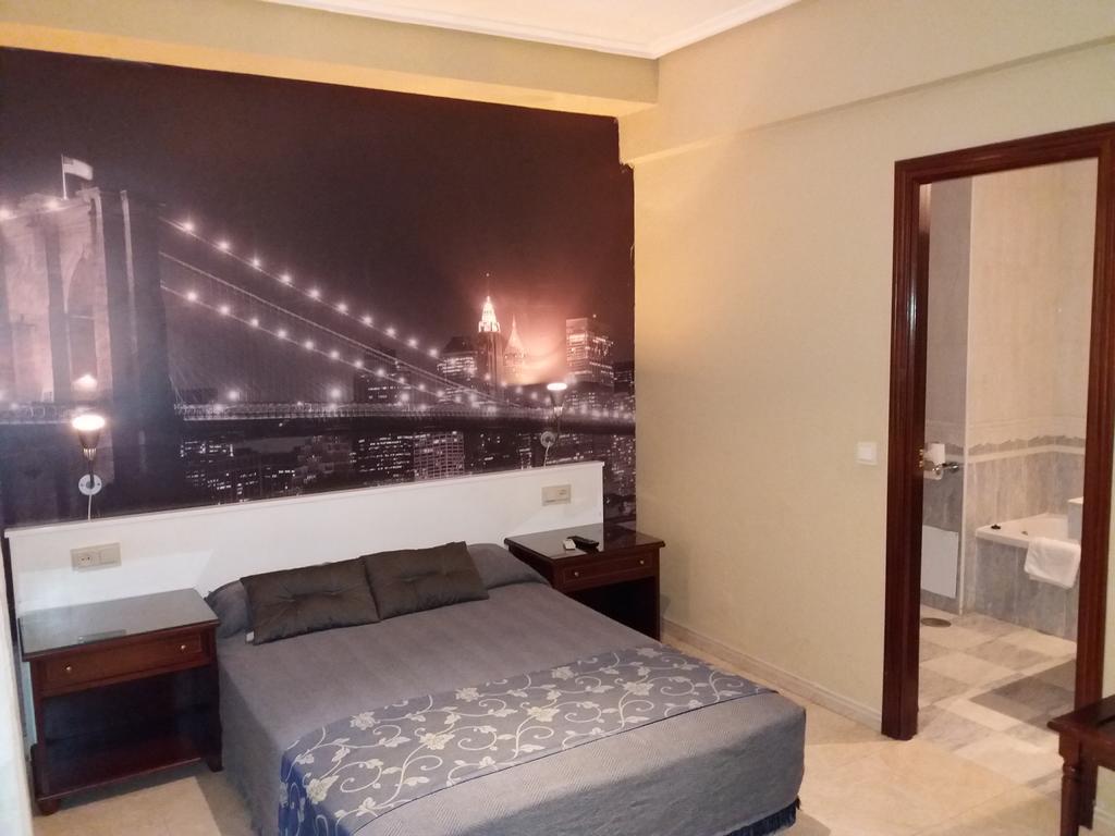 Hotel Nuevo Ara Caces 외부 사진