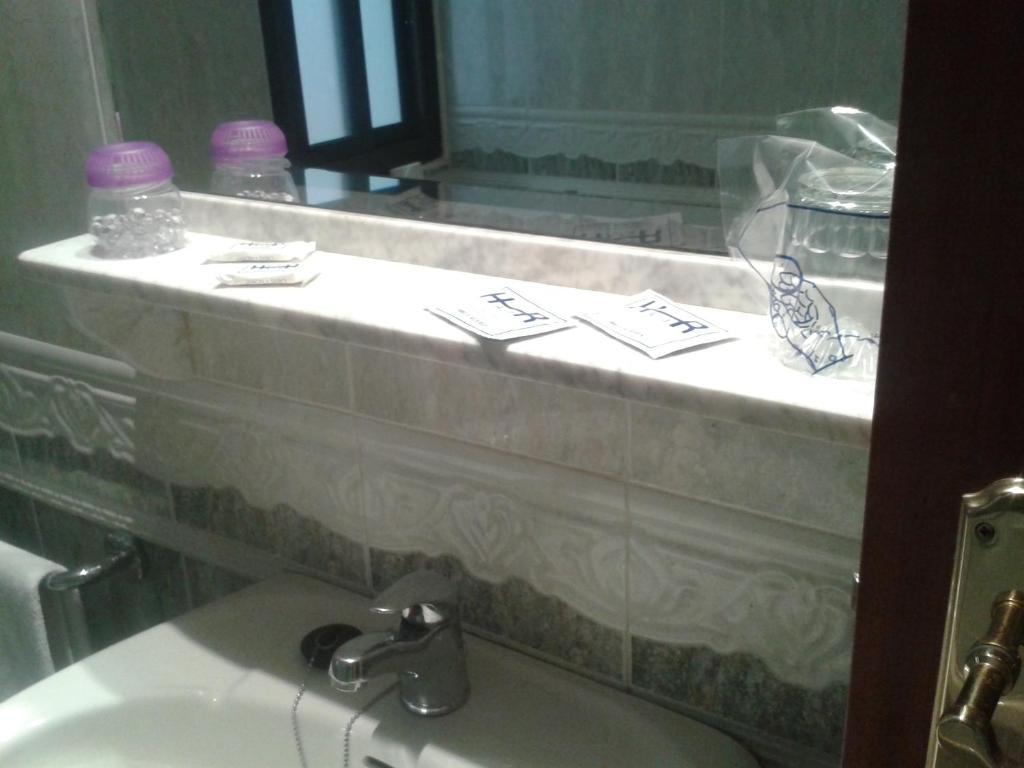 Hotel Nuevo Ara Caces 외부 사진